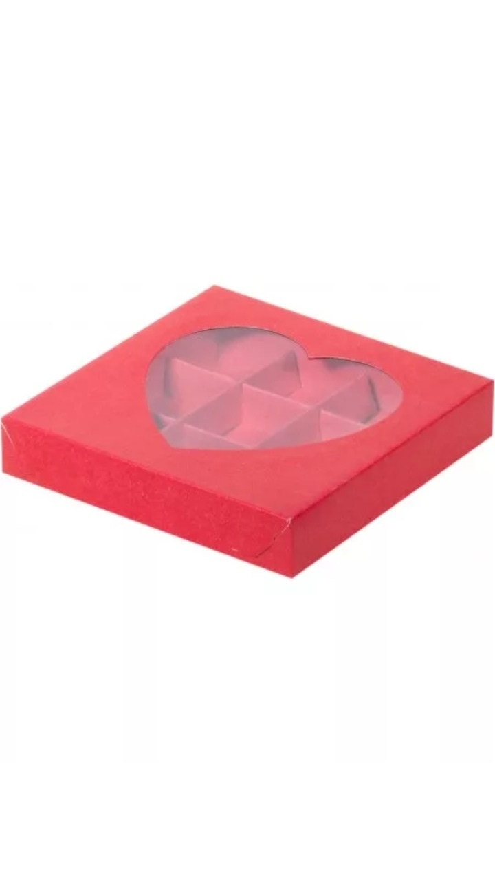картинка Коробка для конфет с окошком сердце от магазина Компания+