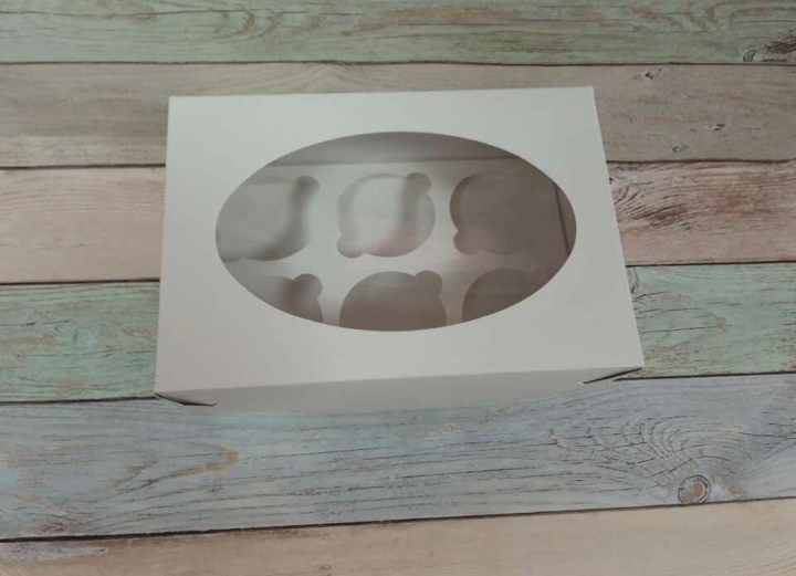 картинка Коробка под капкейки с окошком 235*160*100 мм (6) белая от магазина Компания+