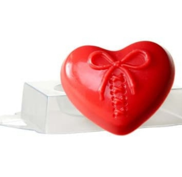 картинка Пластиковая форма для шоколада " Сердце на шнуровке " / 6*8*1,5 см. от магазина Компания+